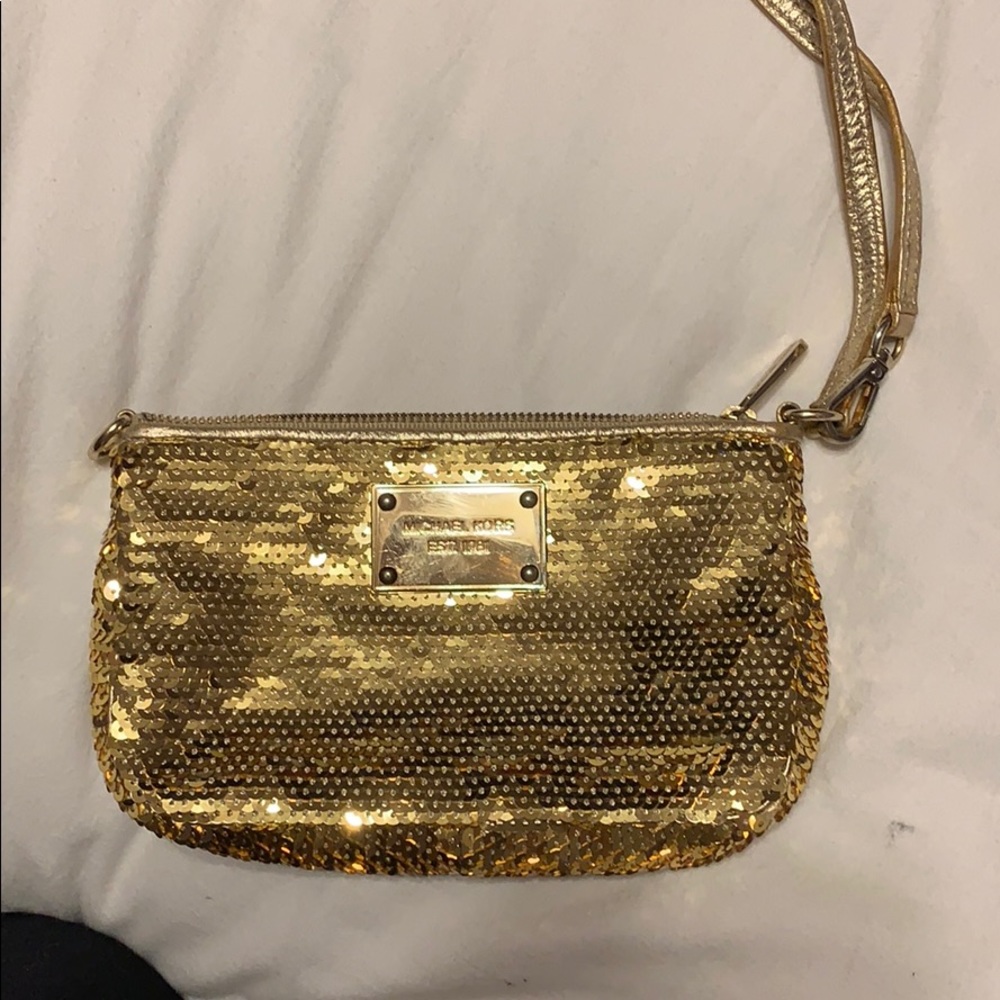 Wristlet
